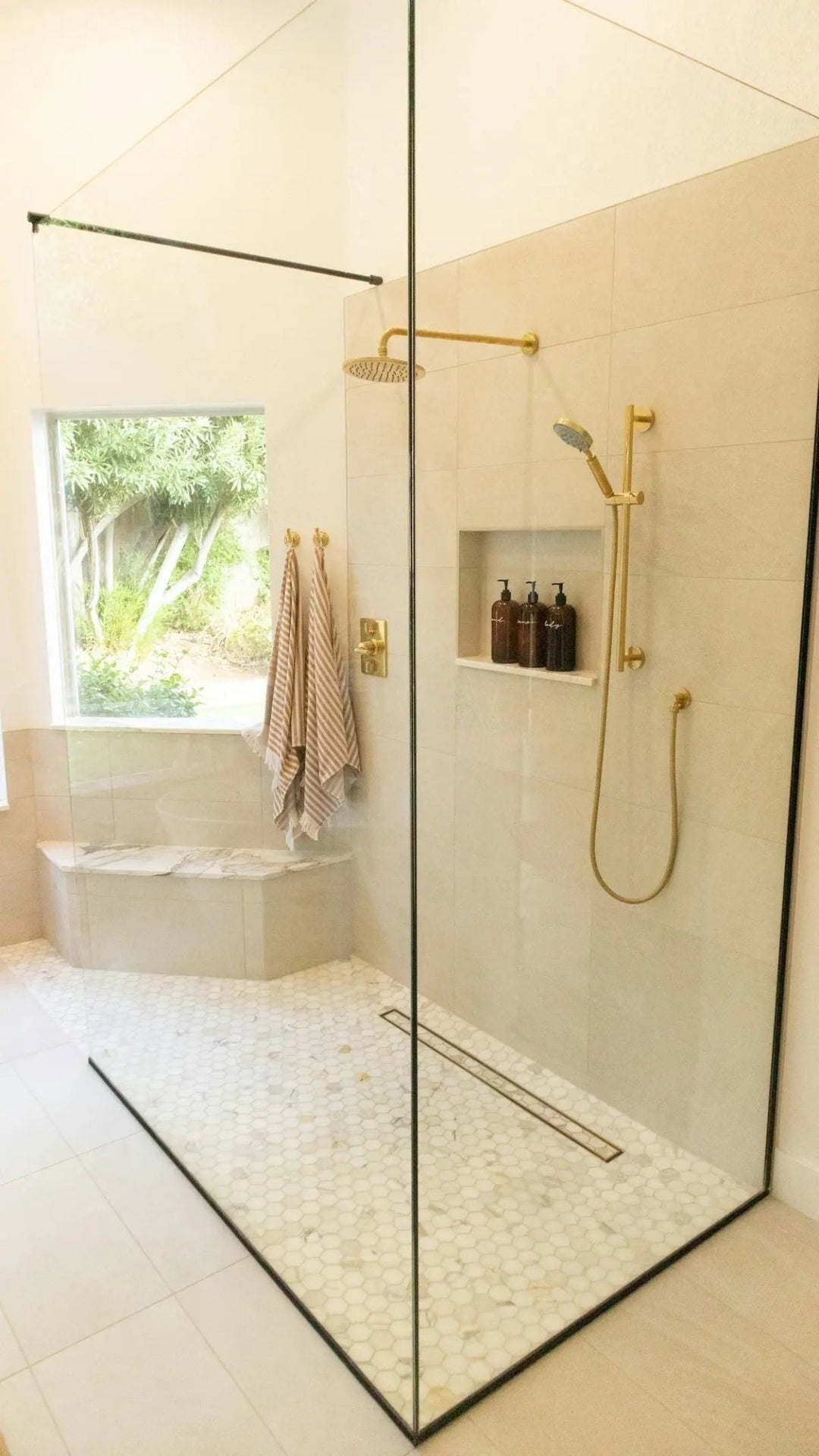 Discover the Art of Relaxation with a Brass Concealed Shower Mixer Luxury Bath and Rain Set - BathroomLux