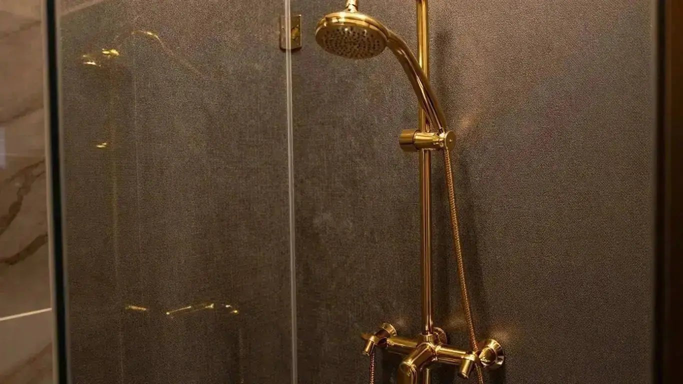 Elevate Your Bathroom: Discover the Perfect Gold Shower Set - BathroomLux