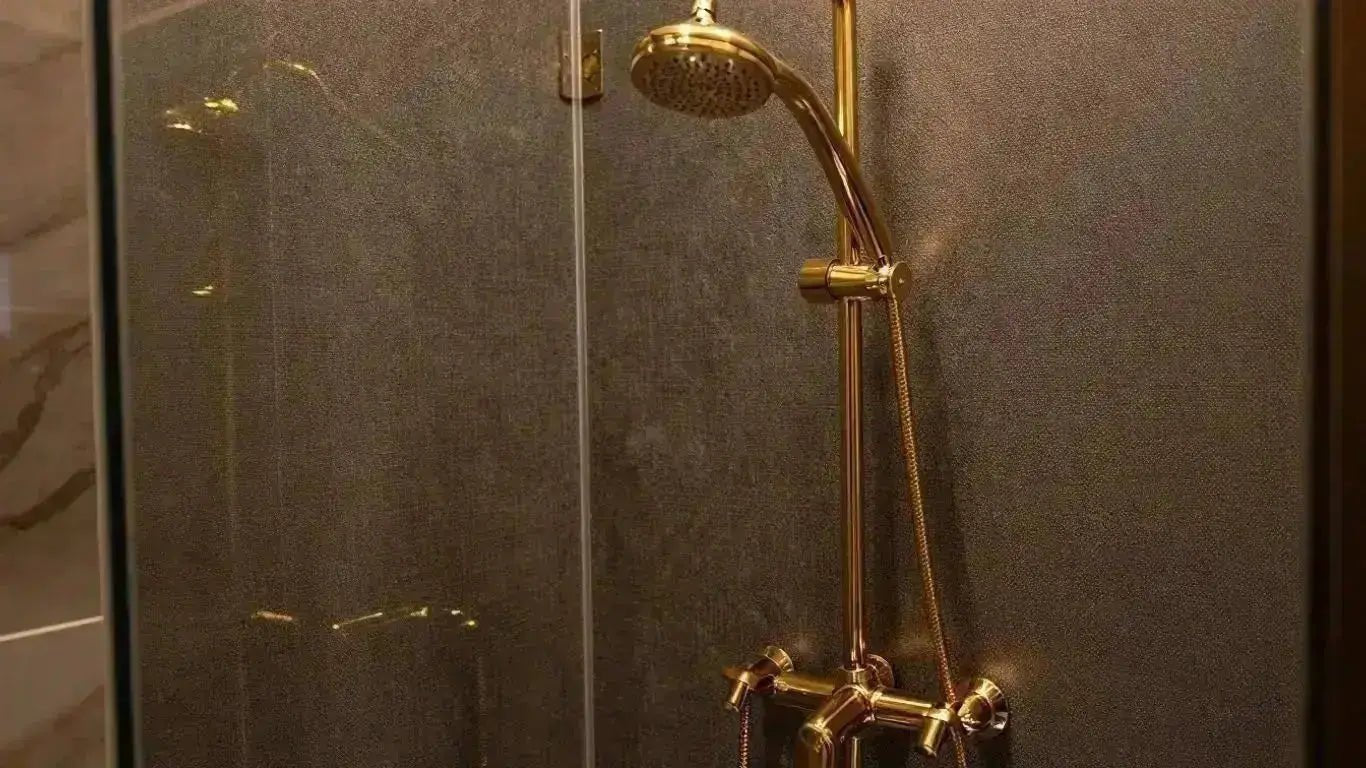 Elevate Your Bathroom: Discover the Perfect Gold Shower Set - BathroomLux