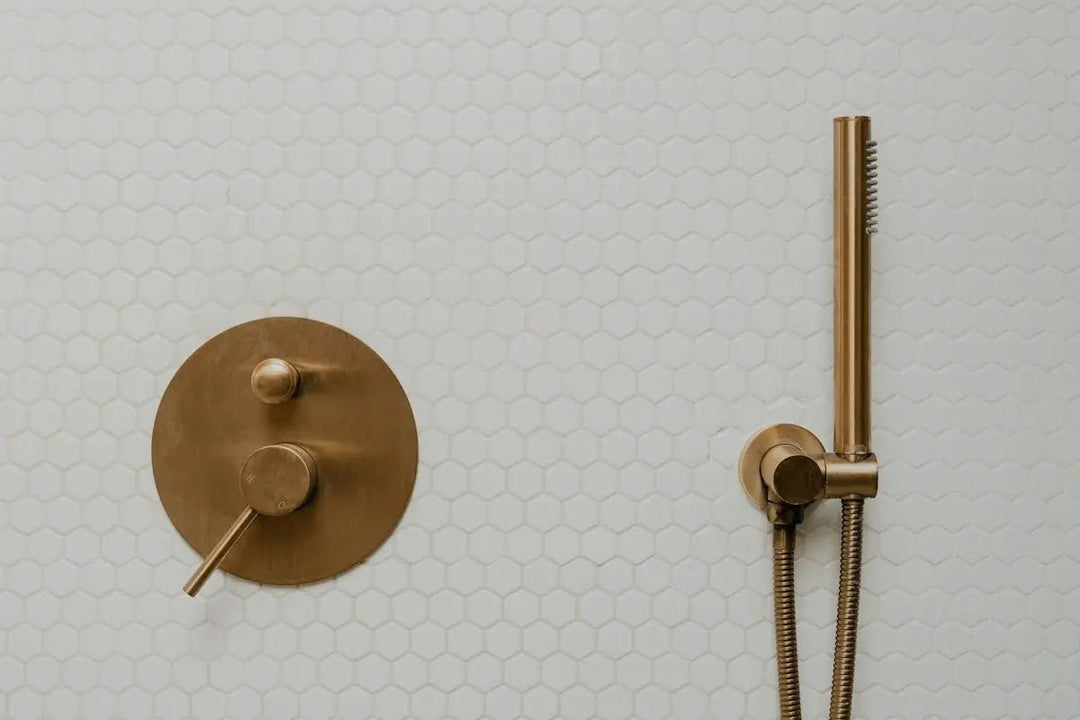 The Ultimate Guide to Choosing the Right Brass Concealed Wall-Mounted Shower Set - BathroomLux