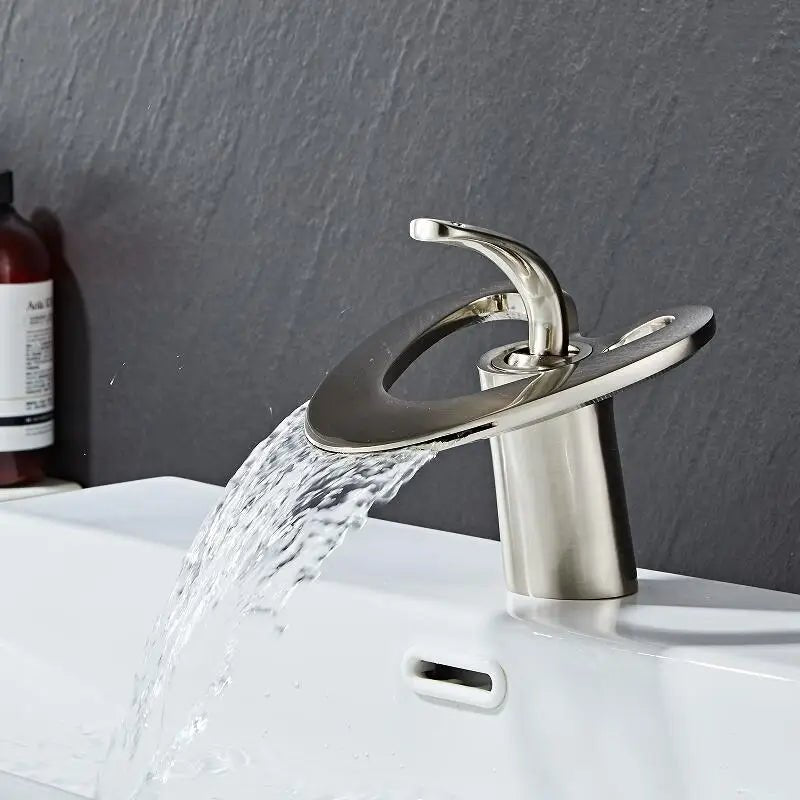 Elegro Bathroom Faucet - 2 years Guarantee - Bathroom FaucetBathroomLux