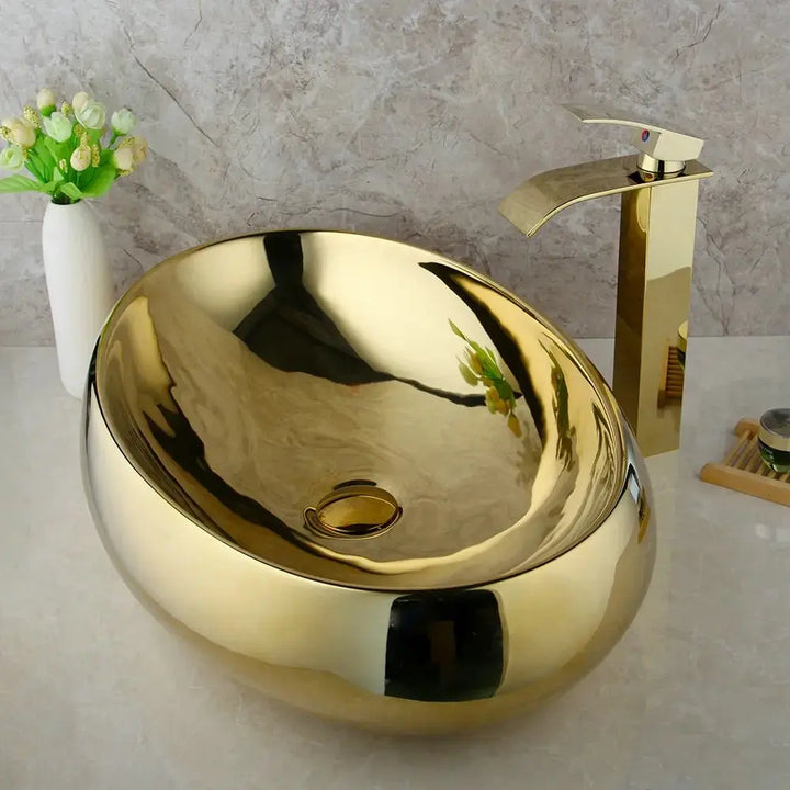 Magnifique Golden Bathroom Sink Set - BathroomLux